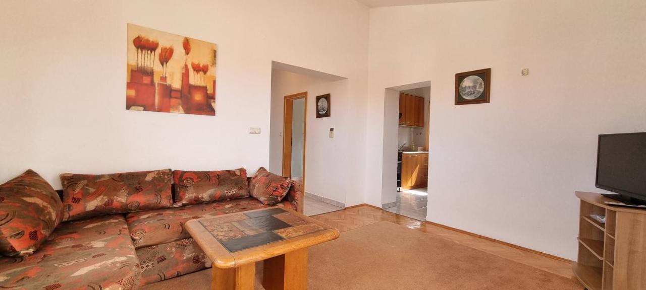 Ljuba Apartment เมดูลิน ภายนอก รูปภาพ