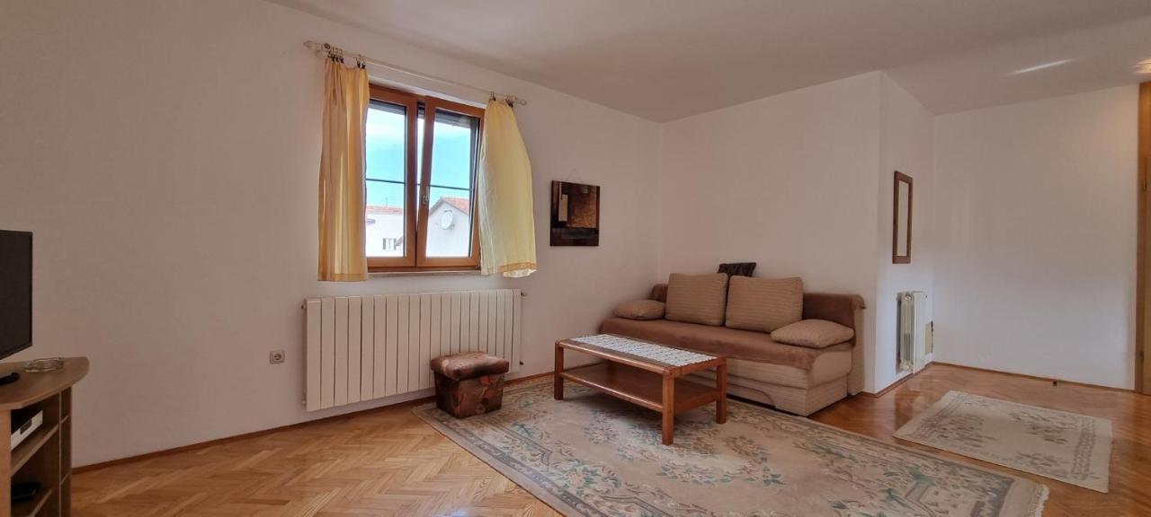 Ljuba Apartment เมดูลิน ภายนอก รูปภาพ